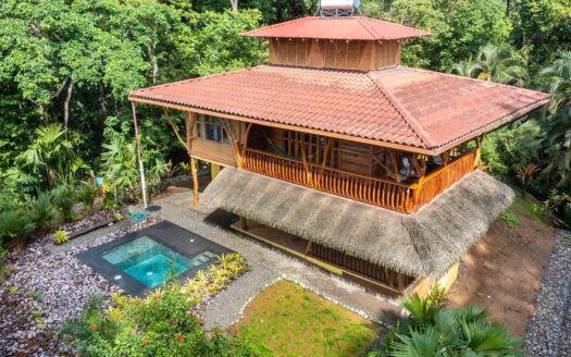 Casa Canopy – Luxury Home on 2.4-Hectare Virgin Forest