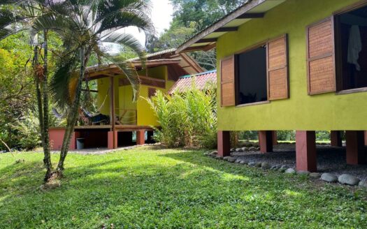 Puerta Bellos Mundos – Private Jungle Estate with Guest Cabin