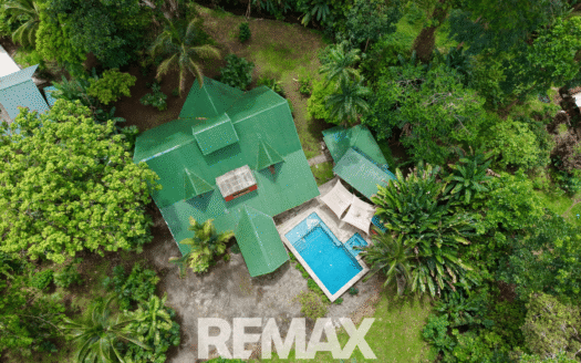 The Jungle Mansion – Playa Negra